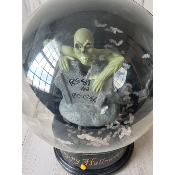 Gemmy snow globe zombie Halloween tornado home decor animated light up - Picture 7 of 9